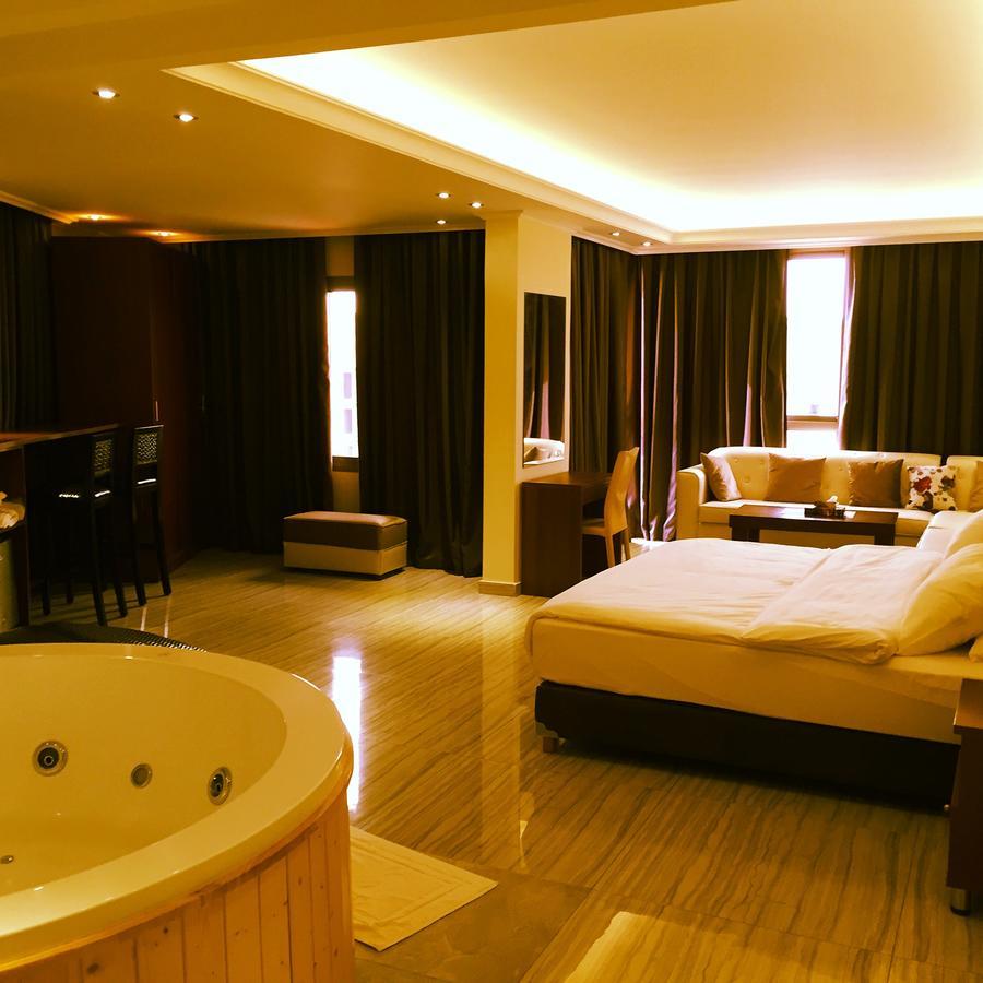 Aphrodite Hotel Ţabarjā Eksteriør billede